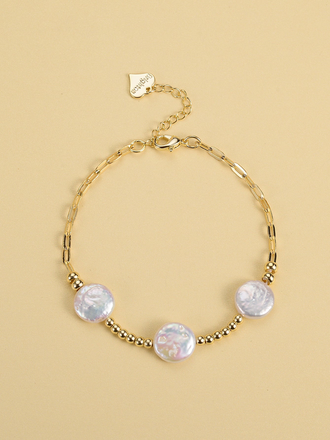 European And American Vintage Classic Metal Pearl Bracelet